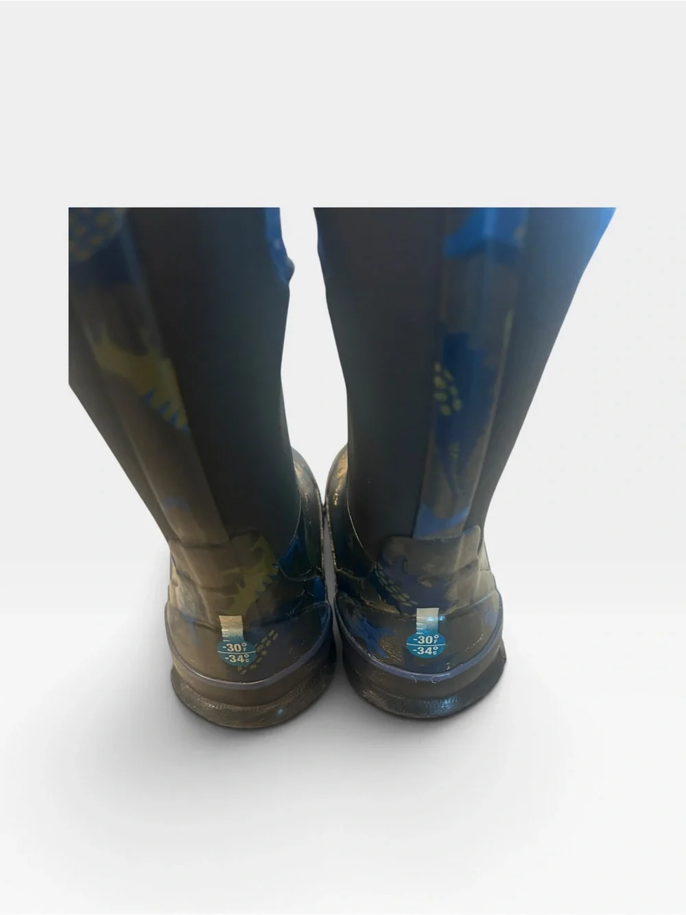 Kids bogs size 10 Blue Camo Rain Boots